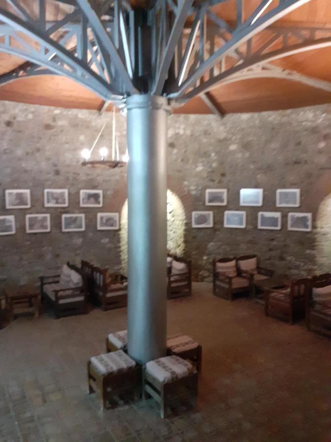 אלבסאן Hotel Guri מראה חיצוני תמונה