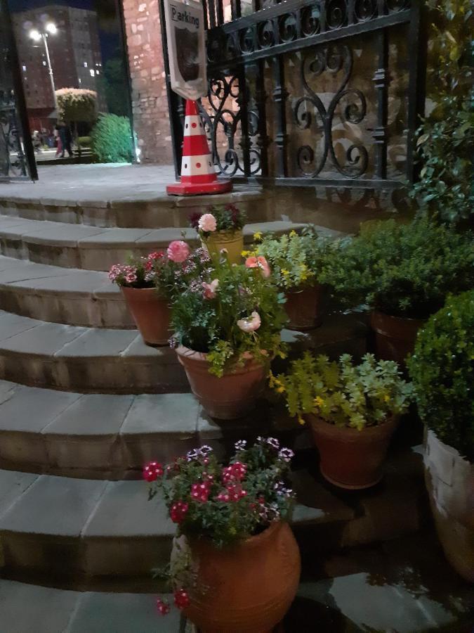 אלבסאן Hotel Guri מראה חיצוני תמונה