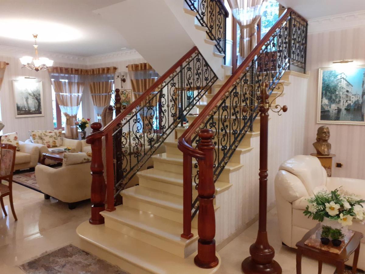 אלבסאן Hotel Guri מראה חיצוני תמונה